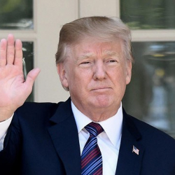 Трамп госпитализирован в Вашингтоне «в целях предосторожности»