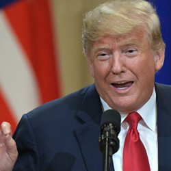 Видео - Коронавируска чалдыккан Трамп аскер госпиталына келер алдындагы кайрылуусу