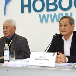 Турсунбек Акун: “Кыргызстанга саясий маданият керек”