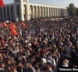 Митинг: 5 эркек бийликти талашпагыла