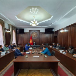 Өкмөт Аппаратынын кеңешмеси өттү