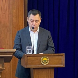 Депутаты утвердили Садыра Жапарова на должность премьер-министра