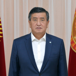 Президент Сооронбай Жээнбеков отставкага кетти