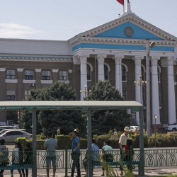 ШЫБЫРТ: 26-октябрда Бишкек шаарынын мэриясынын имаратын басып алганга күчтөр даярданышууда