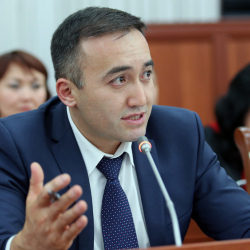 ВИДЕО - Илим Карыпбеков: Балбак байке, өлгөнгө көмгөн кылбагылачы