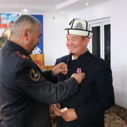 Жалал-Абад ОИИБде журналисттер жана коомдук активисттер  сыйланды