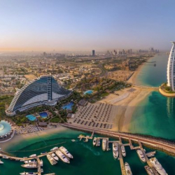 БАЭде спирт ичимдиктерине жана жарандык никеге уруксат берилди