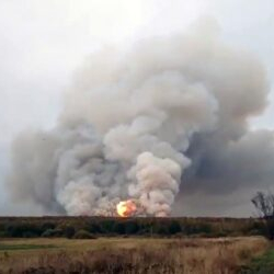 Сауд Арабияда жардыруу болуп, кеминде үч киши жаракат алды