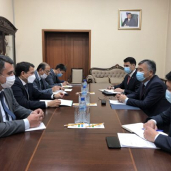 Ибрагим Жунусов  Фарход Арзиев менен жолукту