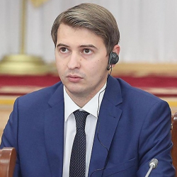 Новиковдун Россияга сапары. Кыргызстанга 50 миң тест-система жөнөтүлөт