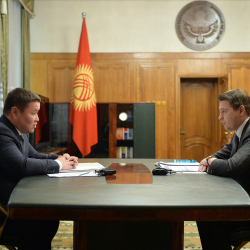 Мамытов менен Новиков өлкөдөгү социалдык-экономикалык туруктуулукту камсыздоо боюнча маселелерди талкуулашты