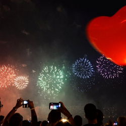 COVID-19: Тажикстанда Жаңы жылды майрамдоого тыюу салынды