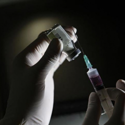 Pfizer завершила испытания вакцины от COVID, эффективность 95%