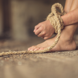 В Казахстане кыргызстанцев держат в рабстве?