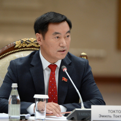 Эмил Токтошев: «Өмүр жолумда өзүм туу туткан чындык бар, ал абийиримди сатпоо»