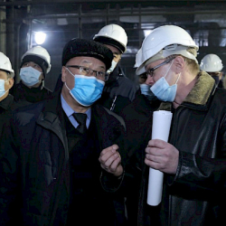 ФОТО - Секретарь Совбеза Рыскелди Мусаев ознакомился с работой ТЭЦ Бишкека