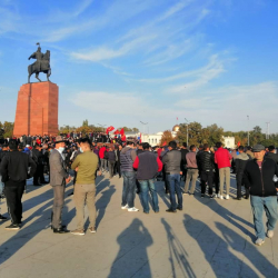 Жаманын жашырып, жакшысын арттырып отуруп, бүгүнкү абалга келдик...