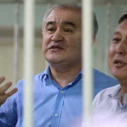 Текебаев менен Чотоновдун иши: Тергөө иш материалдарын изилдөө уланууда