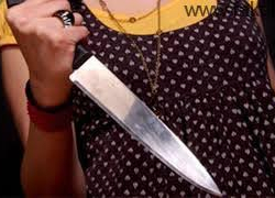 Чыр-чатактан улам кызы өз энесин бычак менен сайып салды