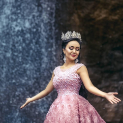 СҮРӨТ -  Самара Каримова эл аралык «Кадырхан» сериялына тартылат