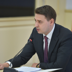 СҮРӨТ - Новиков: «Биз үчүн экологияга келген оорчулукту азайтуу боюнча конкреттүү чараларды иштеп чыгуу маанилүү»