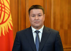 Талант Мамытов Улуттук коопсуздук органдарынын кызматкерлерин куттуктады