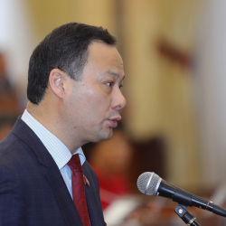 ТИМ Казакбаев Конституциялык кеңешменин ишине акыл айттыбы?