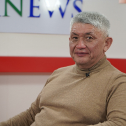 ВИДЕО - “Атамбаевдин уулу азыр деле энергетика тармагын тейлеп жатат”