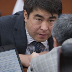 Жанар Акаев: 