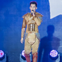 Мирбек Атабеков: «Бул жолу да үгүт иштеринде ким көп акча коротсо, ошол талапкер өтөт»