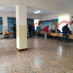 Өлкөдөгү президенттик шайлоо менен референдумга 35 эл аралык байкоочулар көз салууда