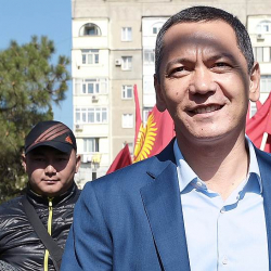 Өмүрбек Бабанов: “Бүгүн административдик ресурс дагы алсыз”