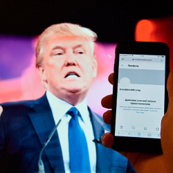 Его больше нет... Twitter навсегда заблокировал аккаунт Трампа