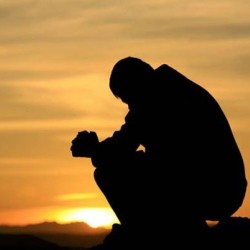 Аскат: Түркияга иштегени кетип, башка күйөөгө тийип кеткен аялым эми балдарымды, үйүмдү талашууда. Эмне кылам?