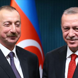 Президент Режеп Таййип Эрдоган Азербайжандын президенти Илхам Алиев менен телефон аркылуу сүйлөштү