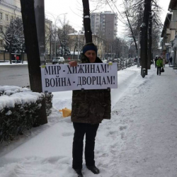 Бишкекте Навальныйды колдоо акциясы болуп өттү