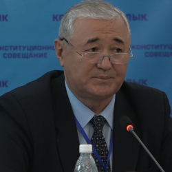 ТҮЗ ЭФИР - Бөрүбашев: «Баш мыйзам долбооруна депутаттардын мандатын чакыртып алуу механизми киргизилди»