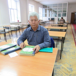 СҮРӨТ - Кыяз Молдокасымов, тарыхчы: “Жаңы табылга! Залкар манасчы Тыныбек Жапый уулу бий болгонбу?»