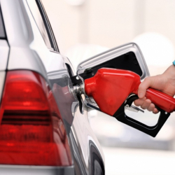 Күйүүчү май былтыркыга салыштырмалуу 3,45 сомго арзандады