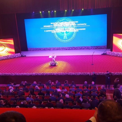 Жапаровдун инаугурациясы башталганы жатат