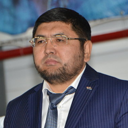 Прокурор Улукбек Өмүрзаков өлкөдөн чыкпоо тил каты менен бошотулду