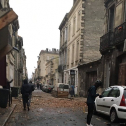 Франциядагы жарылуудан эки адам дайынсыз жоголду