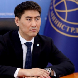 Чыңгыз Айдарбеков: 