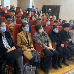 Уланбек Эгизбаевди эскерүү иш-чарасы өтүп жатат