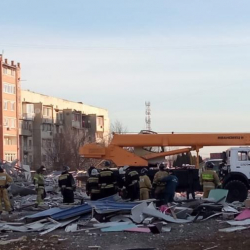 ВИДЕО - Жарылуунун кесепетинен супермаркет тыптыйпыл болду