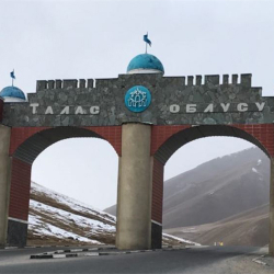 Таласта жаштар арасында калайман мушташ чыкты