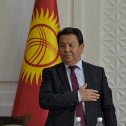 СҮРӨТ - Баткенди жетектей турган Өмүрбек Суваналиев жаамат менен таанышты