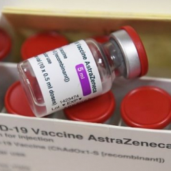 ДСУУ AstraZeneca вакцинасын колдонууга уруксат берди