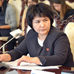 Айнура Осмонова: 