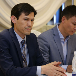 Жоодар Омошов: «Ишкерлерди текшерүүгө мораторий киргизүү зарыл»